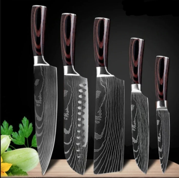 7CR17 Stainless Steel Damascus Kitchen Knife – 7" Blade, Color Steel Handle, Razor-Sharp, Gift Box Packaging